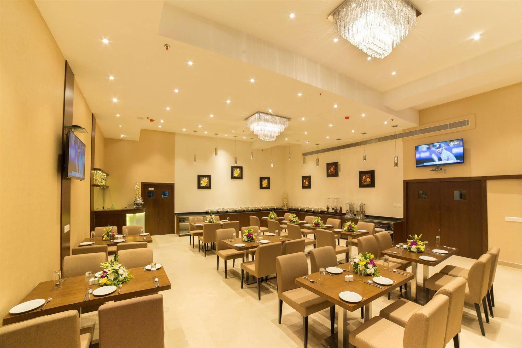 加尔各答郁锦香酒店 外观 照片